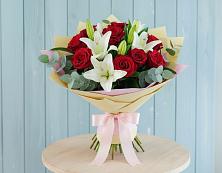 Букет цветов из:  Лилии и Розы в Княжево