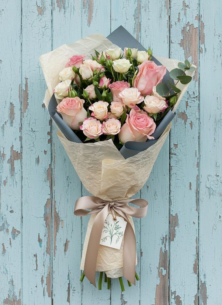 Букет цветов из: Розы в Княжево