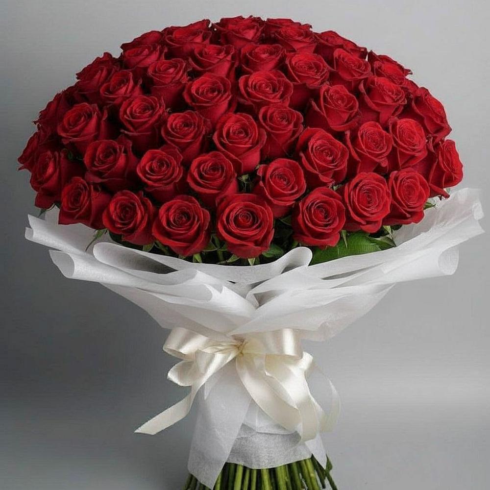 Букет 101 Красная роза Блэк Мэджик в Княжево