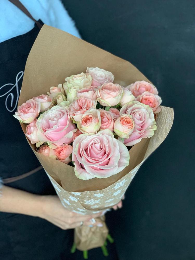 Букет цветов из: Хризантемы и Розы в Княжево