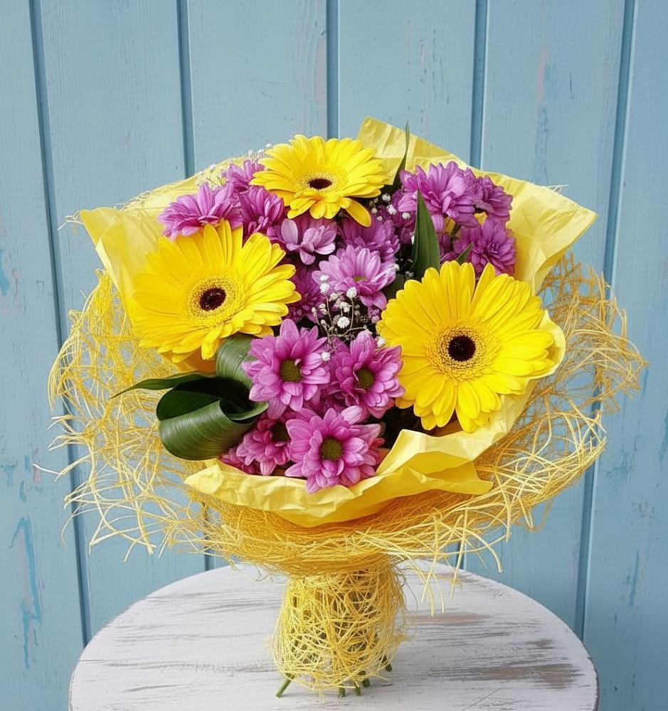 Букет цветов из: Хризантемы и Герберы в Княжево