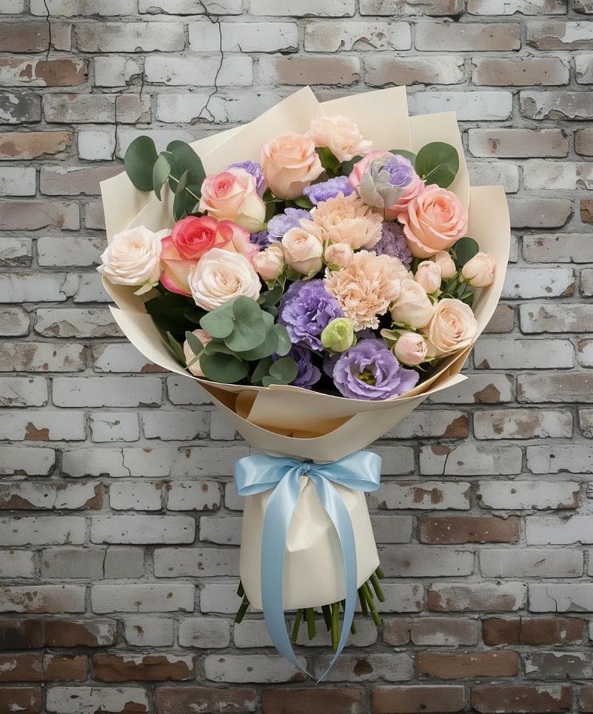 Букет цветов из: Розы, Лизиантусы и Гвоздики в Княжево